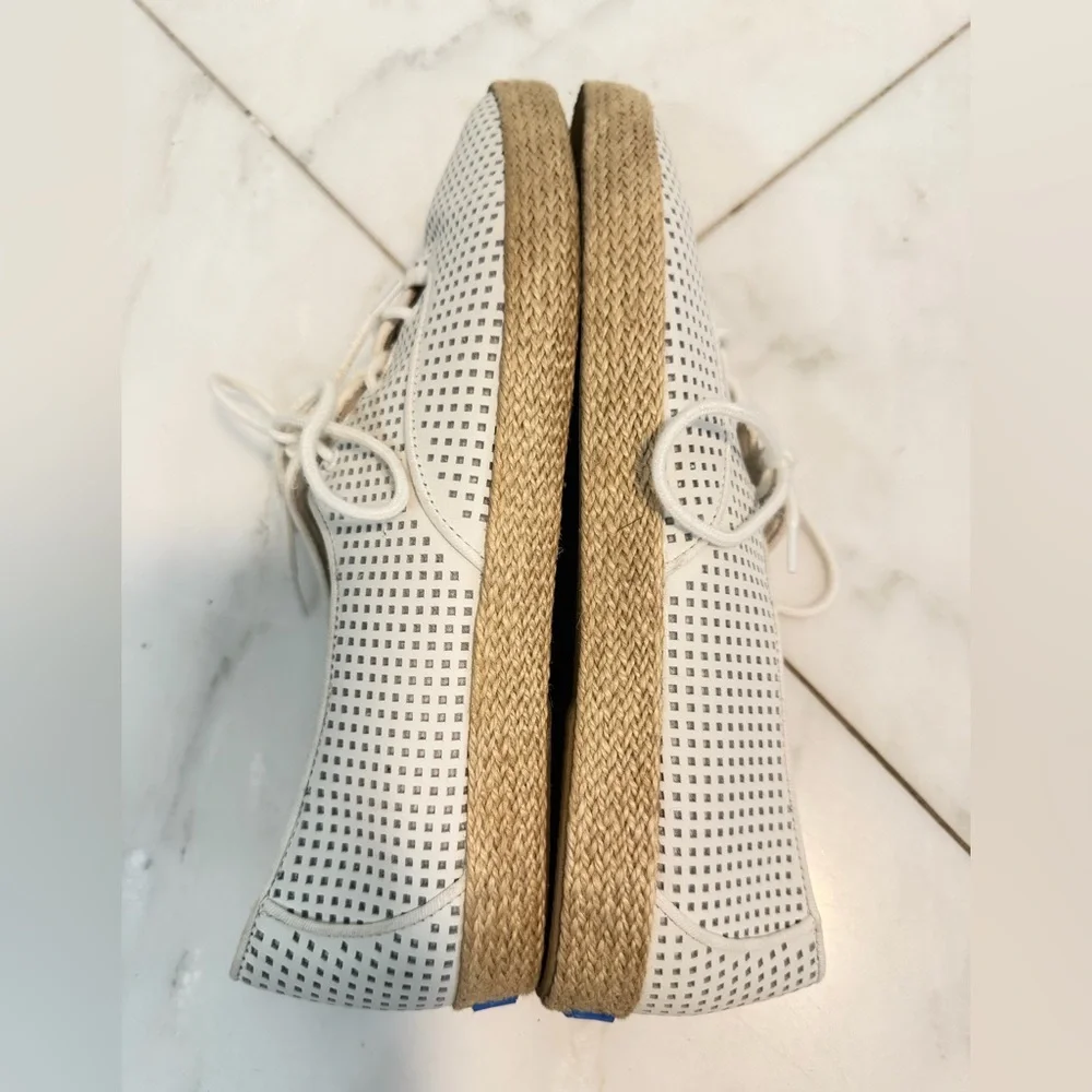Keds women’s 10 white perforated flat pointed toe espadrille lace up shoes EUC - Picture 7 of 9